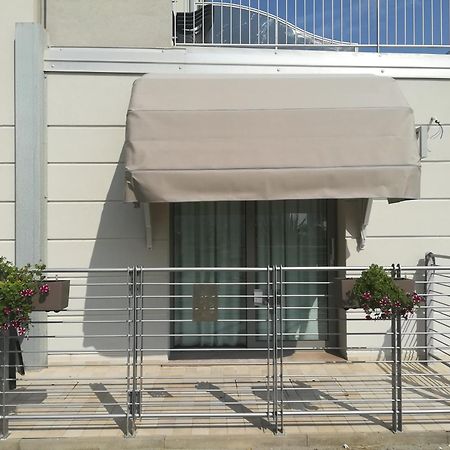 Hotel & Residence Cavalluccio Marino Rimini Exteriör bild