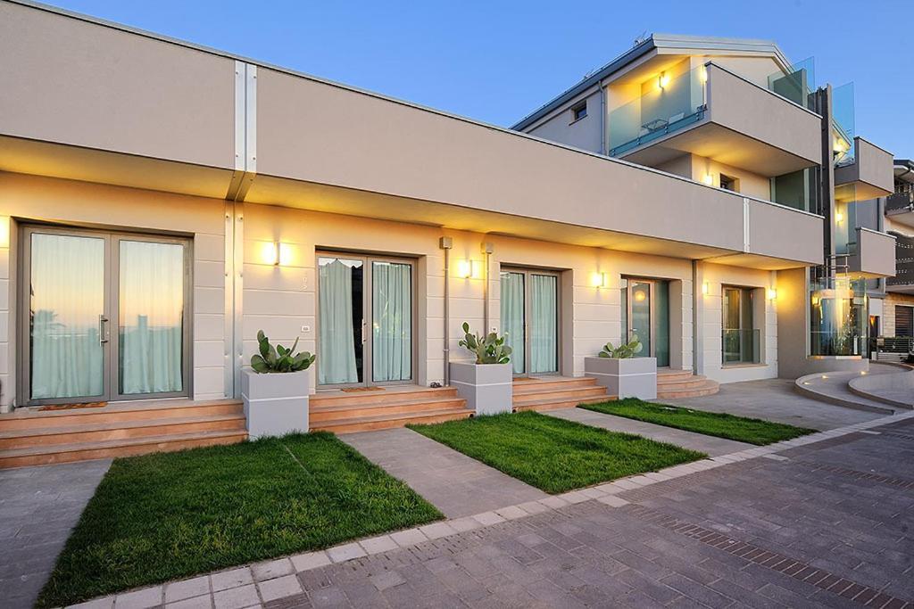 Hotel & Residence Cavalluccio Marino Rimini Exteriör bild