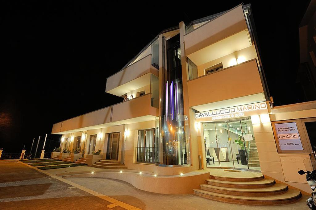 Hotel & Residence Cavalluccio Marino Rimini Exteriör bild